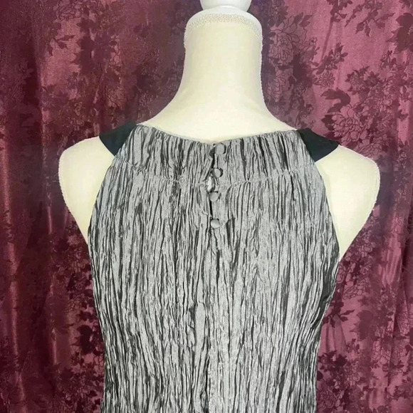 Vintage Silver Satin Crepe Shift Dress With Flower Metallic Women's Size 10 - Picture 6 of 9
